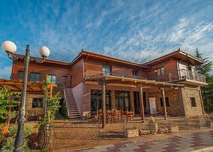 Polys Guest House
