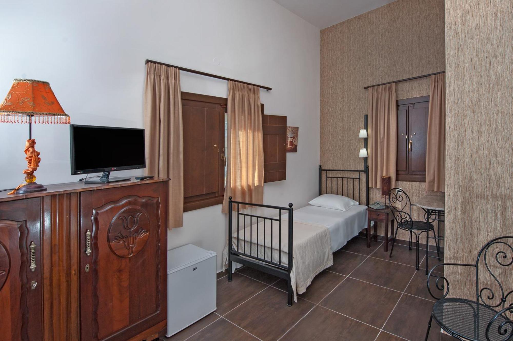 Apartment Polys *